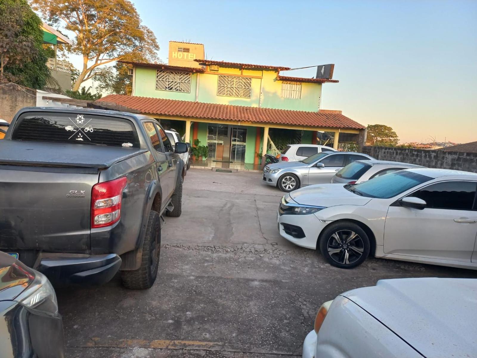 Pousada Hotel Araguaia Aragarcas Εξωτερικό φωτογραφία